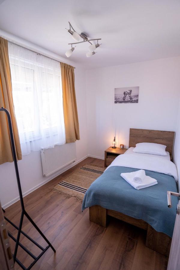 Apartman Niko Livno Exteriör bild